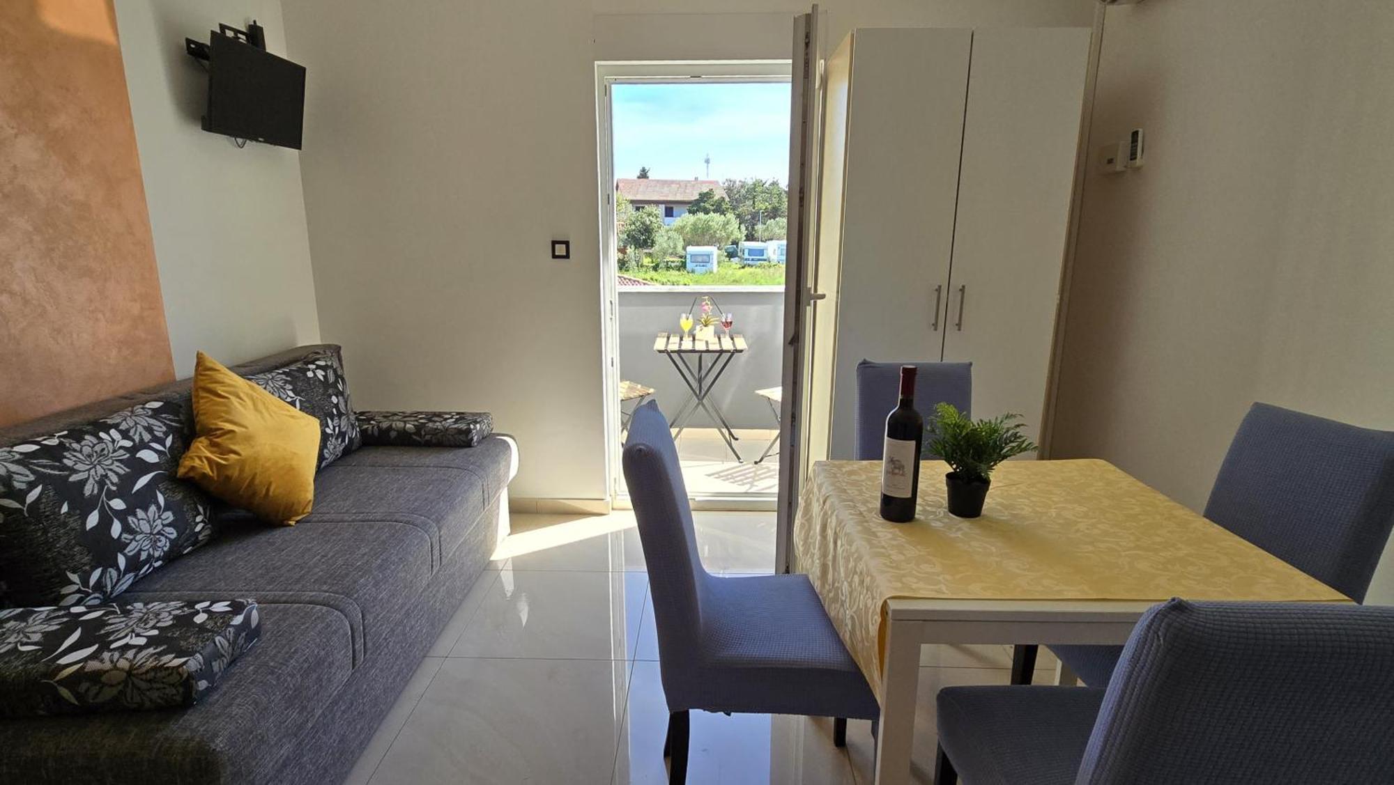 Apartments Villa M&M Novalja Pokój zdjęcie